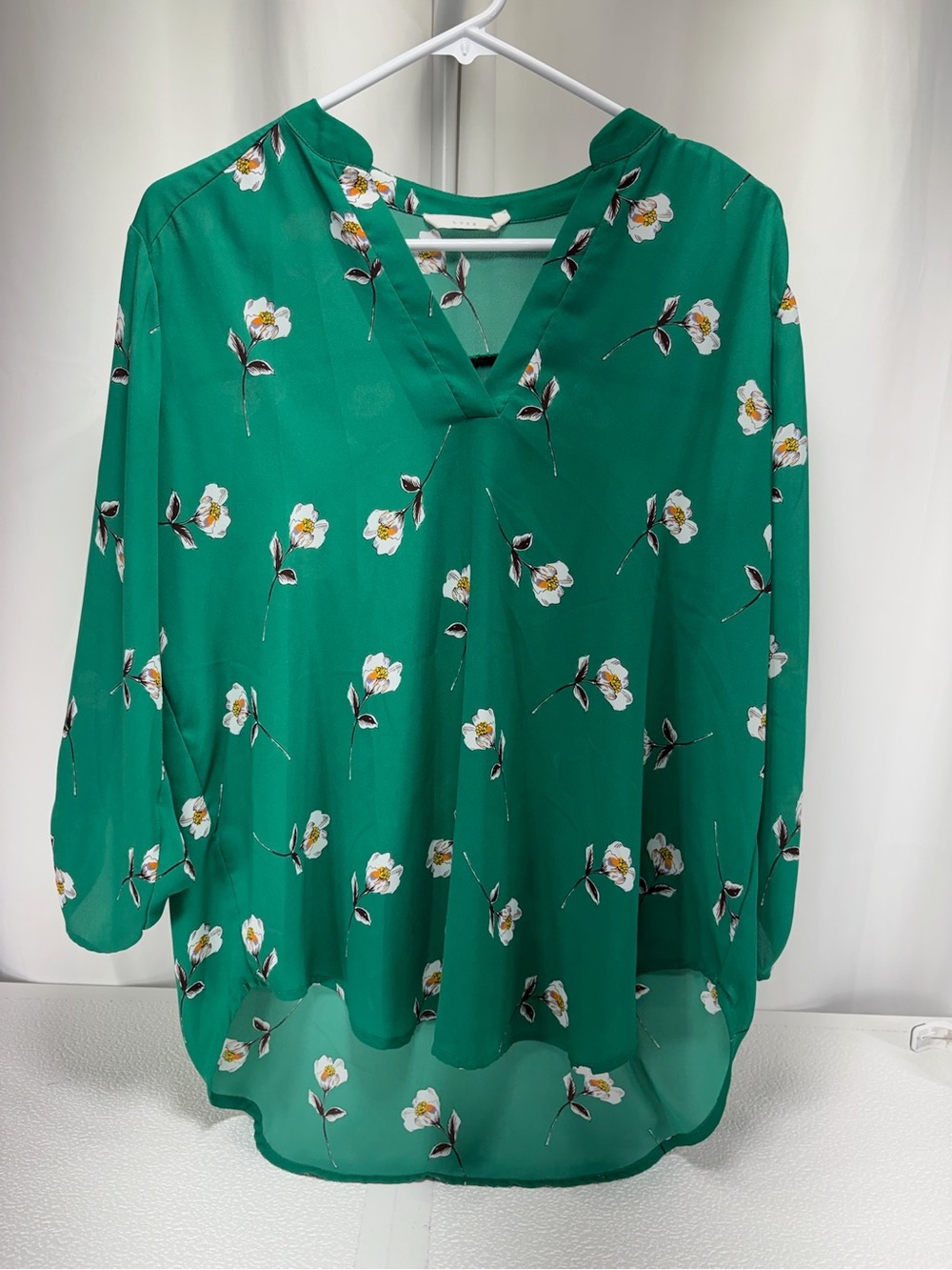 Lush Green Floral V-Neck Blouse 4613
